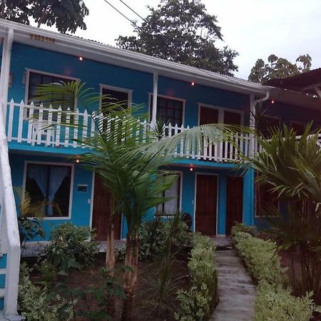 Cabinas Miss Miriam 2 Tortuguero Eksteriør billede
