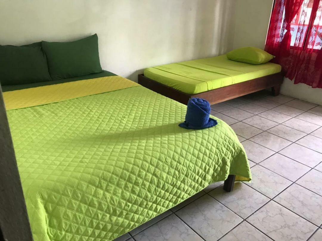 Cabinas Miss Miriam 2 Tortuguero Eksteriør billede